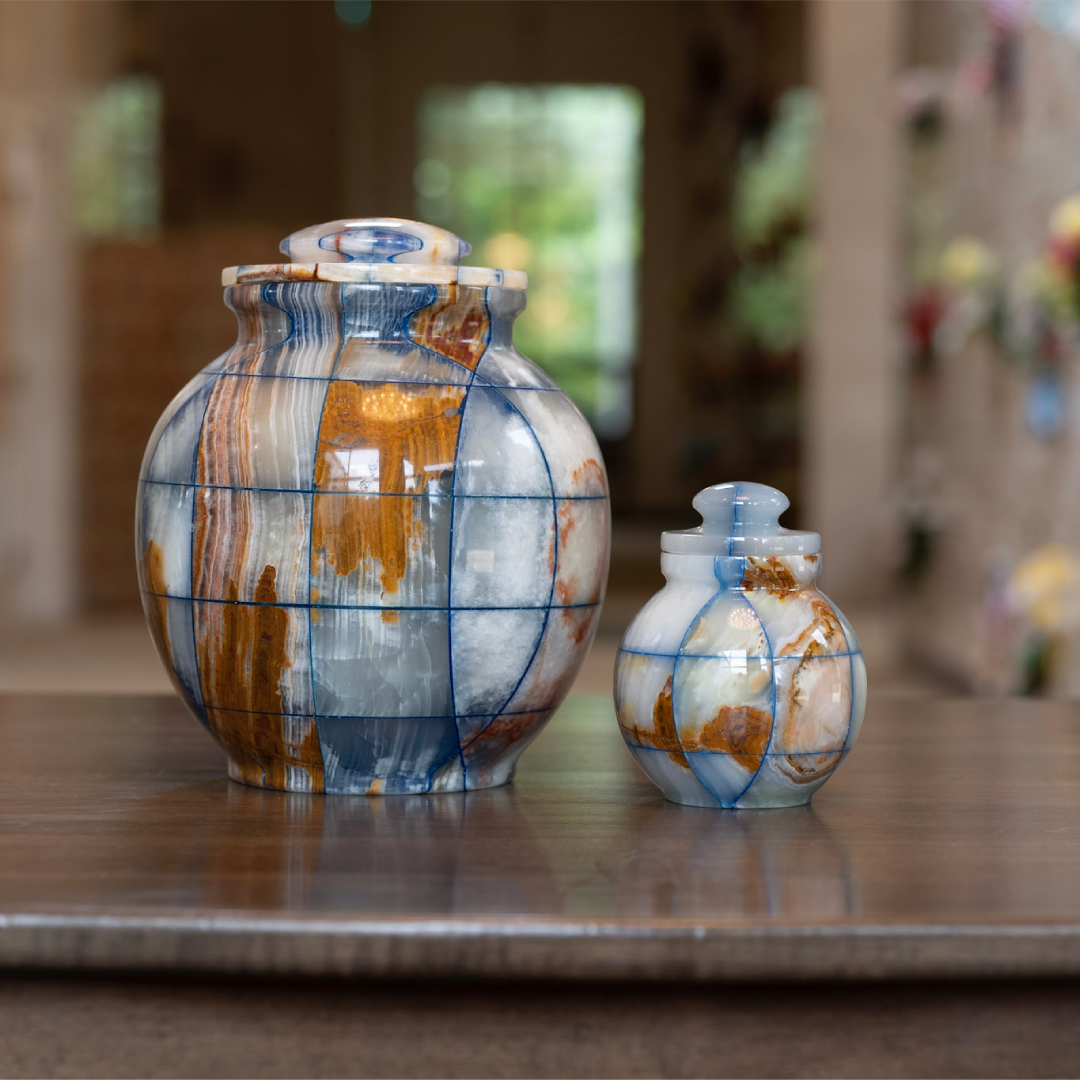 Triumph Onyx Blue Adult