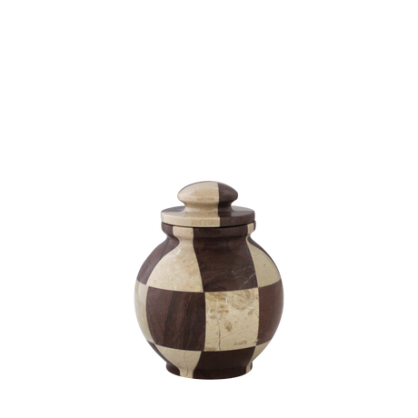 Triumph Cameo/Chocolate Keepsake